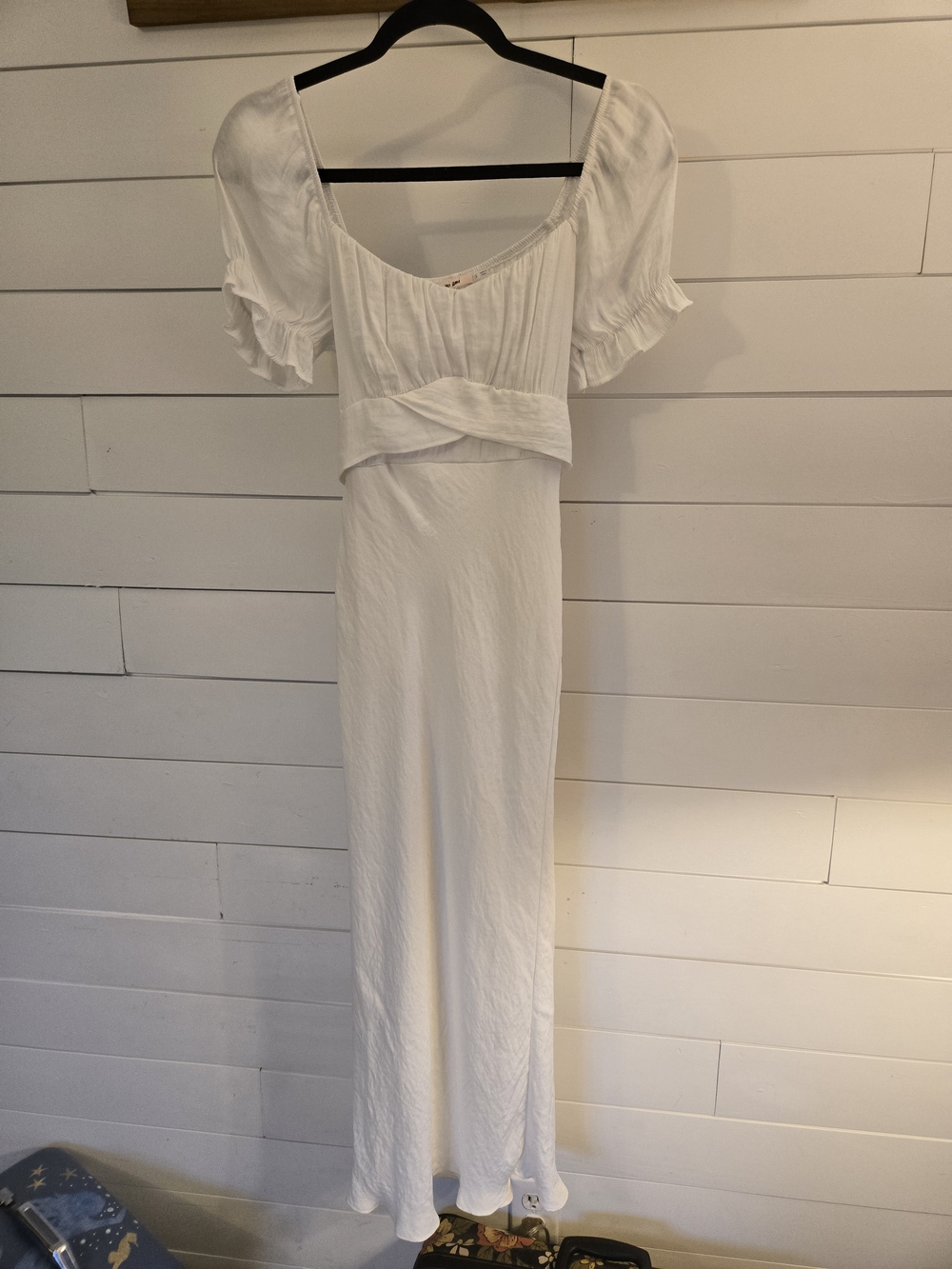 Francesca's Collections White Maxi Dress with Puff Sleeves